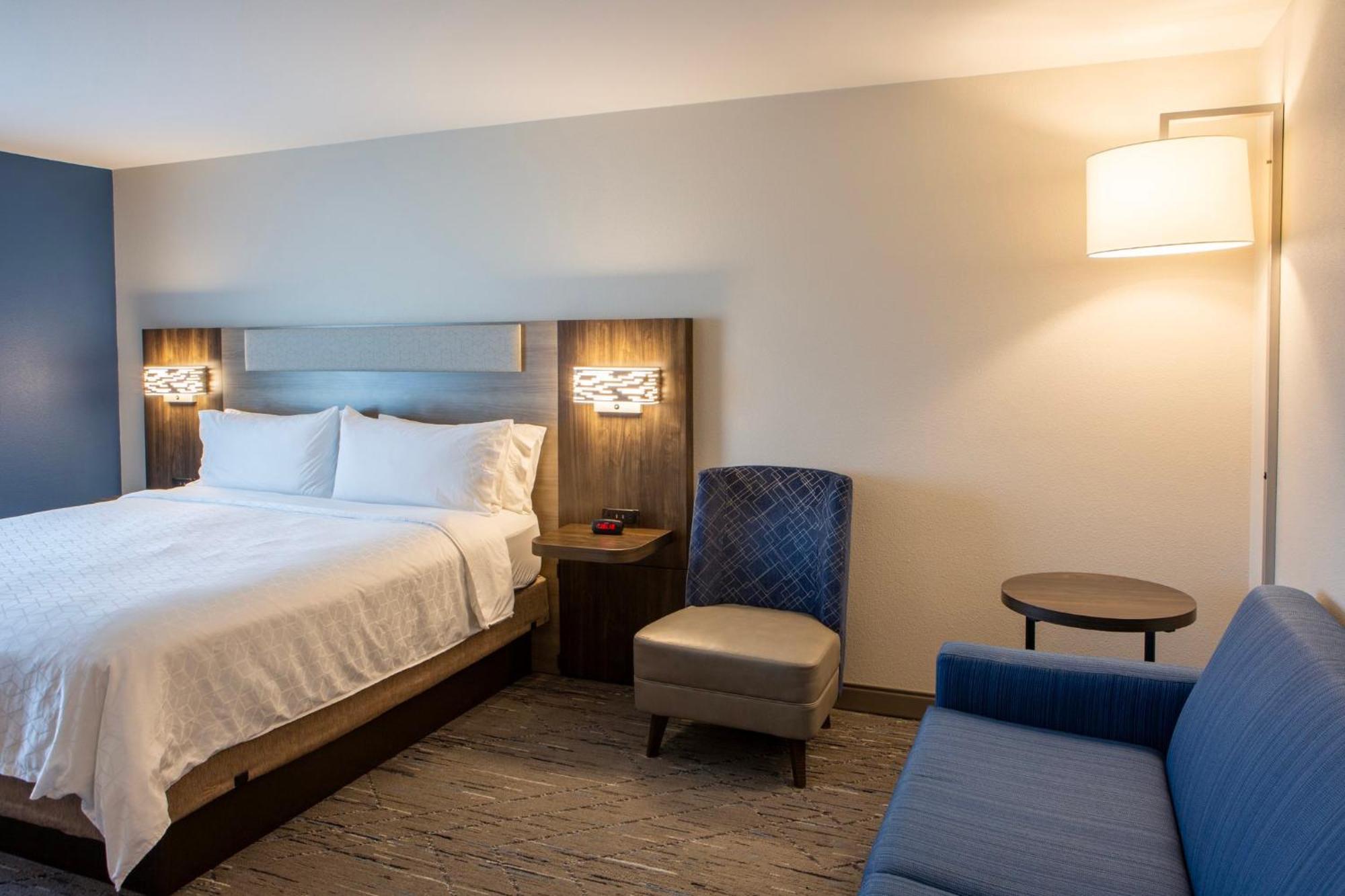 Holiday Inn Express & Suites Sioux City-South By Ihg Exterior photo