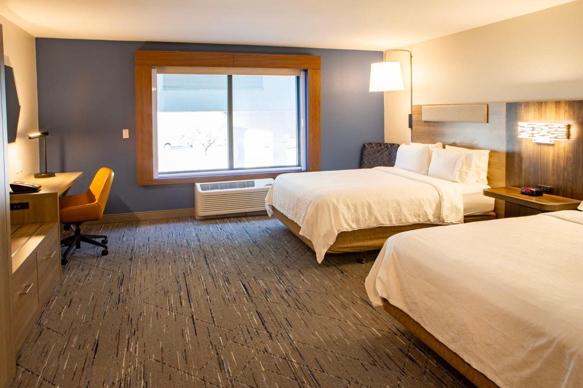 Holiday Inn Express & Suites Sioux City-South By Ihg Exterior photo