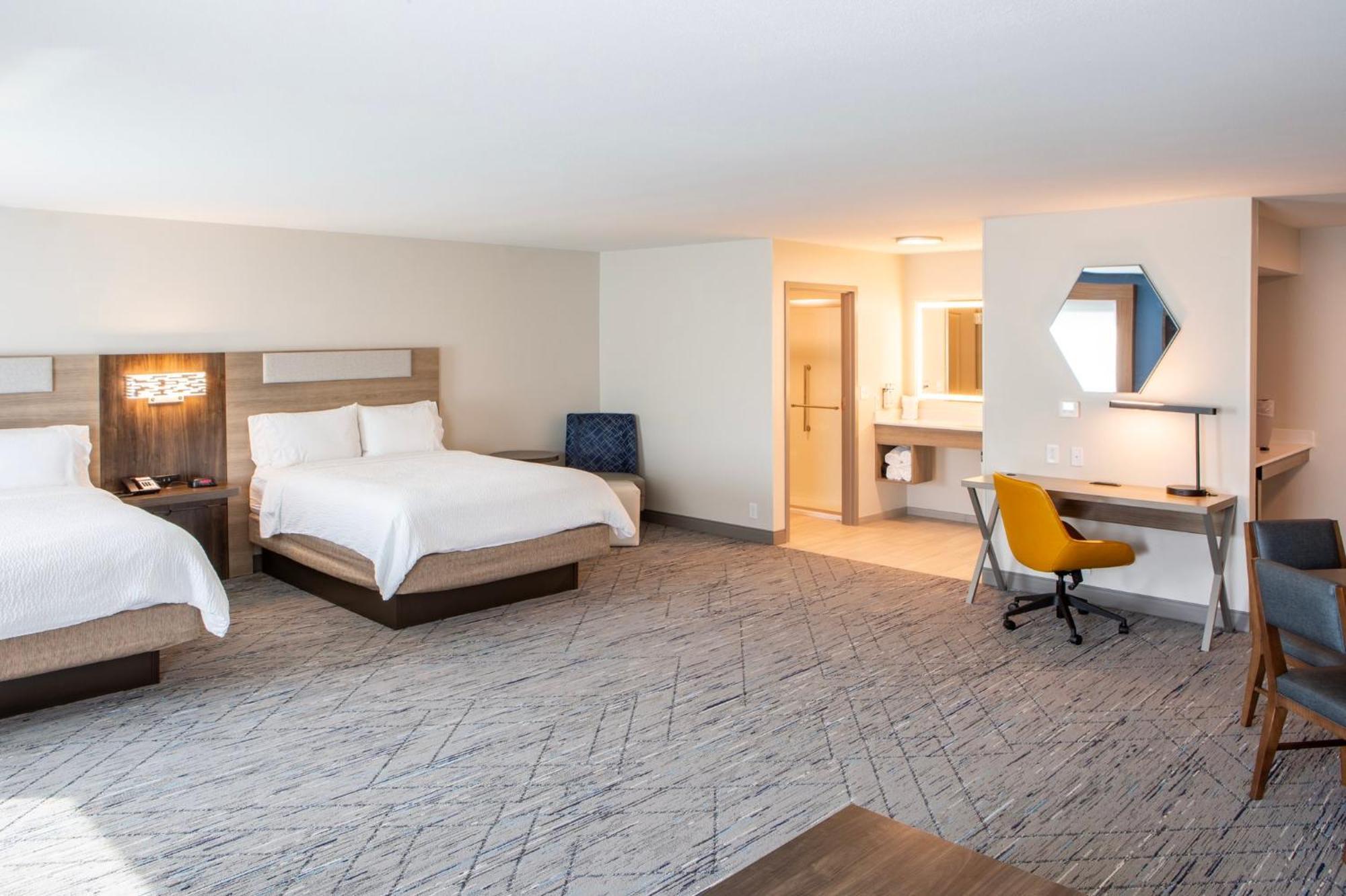 Holiday Inn Express & Suites Sioux City-South By Ihg Exterior photo