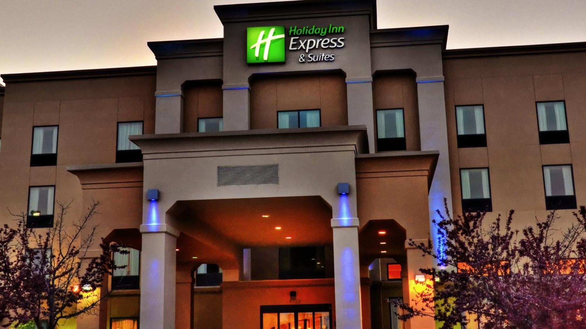 Holiday Inn Express & Suites Sioux City-South By Ihg Exterior photo